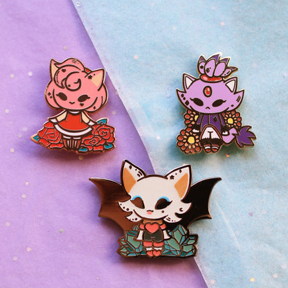 B GRADE | Rouge enamel pin | GLOWS IN DARK effect | halloween enamel pin